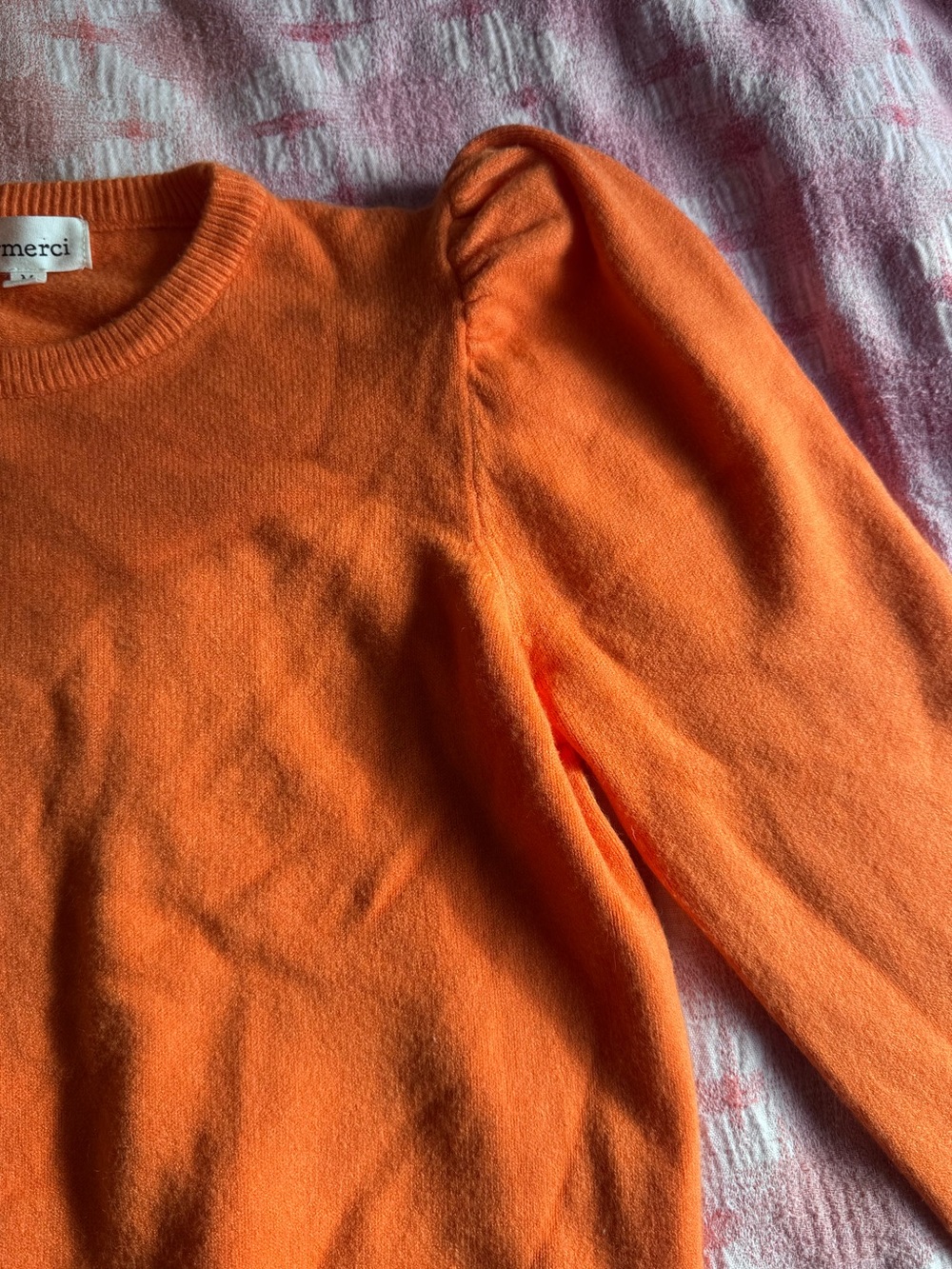 & merci orange sweater. Size medium. Like new - Picture 4 of 4